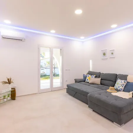 Schedia וילה טורה דלה סטלה